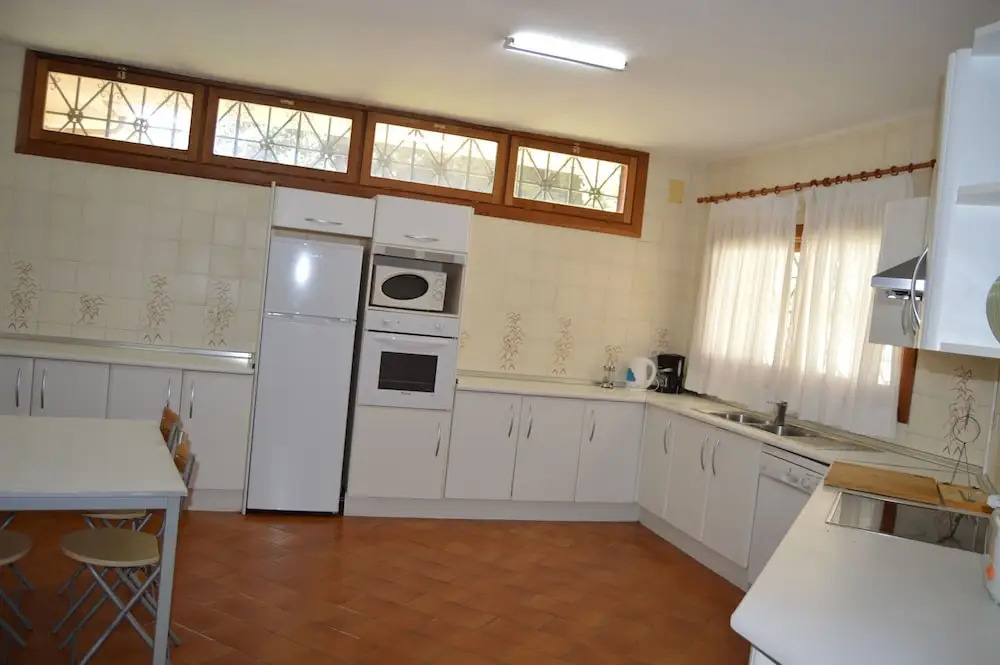 Holiday villa with 5 BR + guest apartment, swimming pool, Casino, Puerto Banus