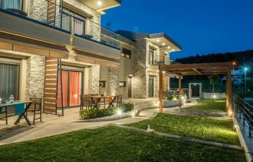 Paradise Maisonettes