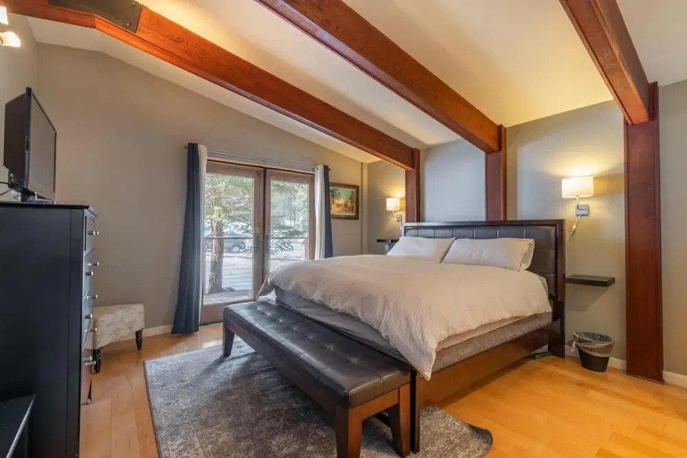 Truckee Contemporary Oasis