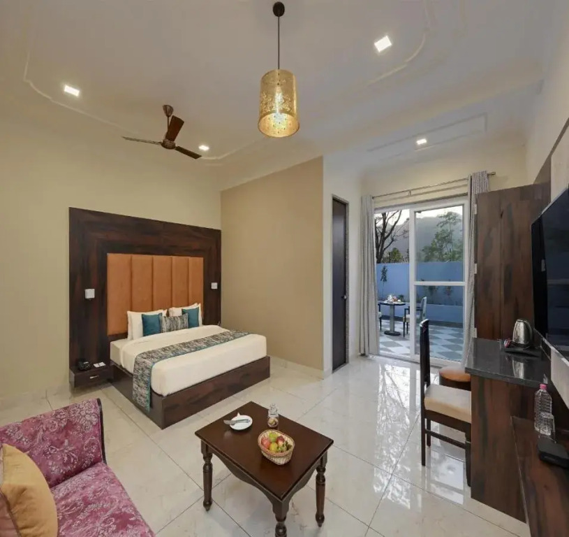 Red Tullip Md Valley Resort & Spa - Luxury Resort With Swimming Pool, Udaipur