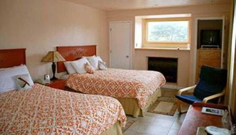 Anton Inn
