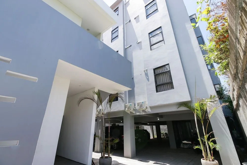Airy Legian Praja Natha 2 Bali