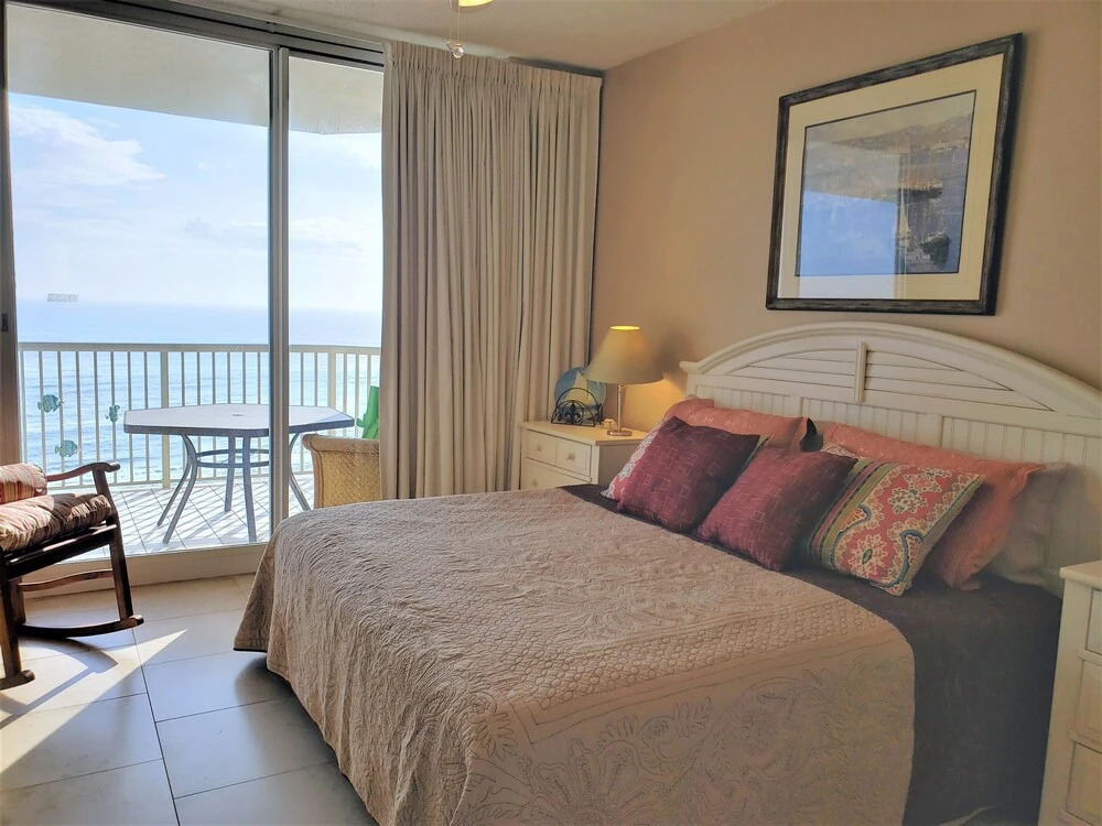 Doral 1207 2 Bedroom Condo