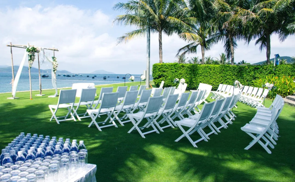 Diamond Bay Resort & Spa