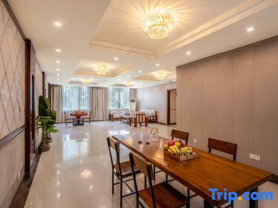 Shanyin Qiuming Hotel