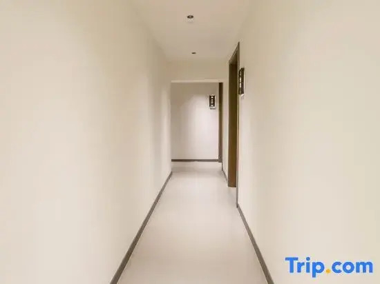 Shanqian Xiangwan B&B (Dujiangyan Scenic Area Branch)