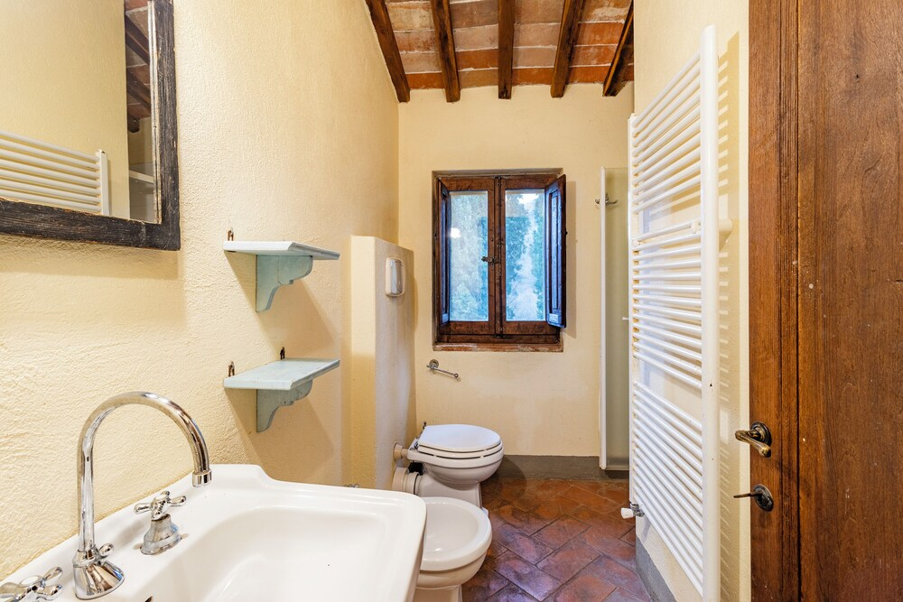 Family Tuscany Villa with private pool