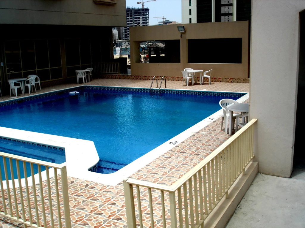 Frsan Plaza
