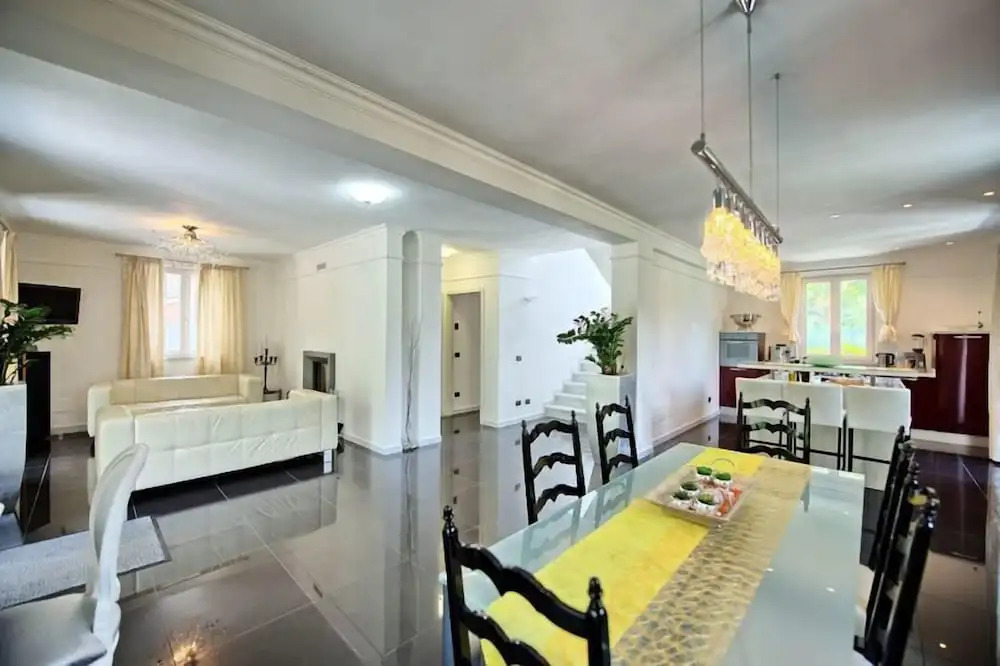 Villa Raffaela