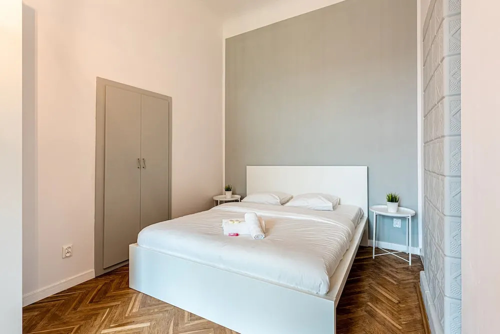 Heaven Eleven Apartments - Old Town