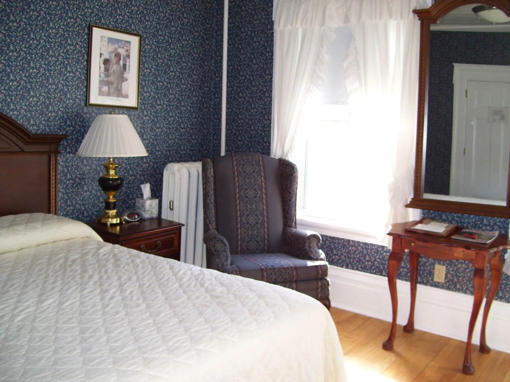 Thayers Inn