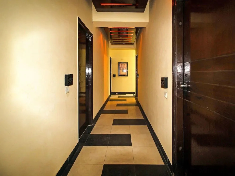 OYO 5106 HKS Residency