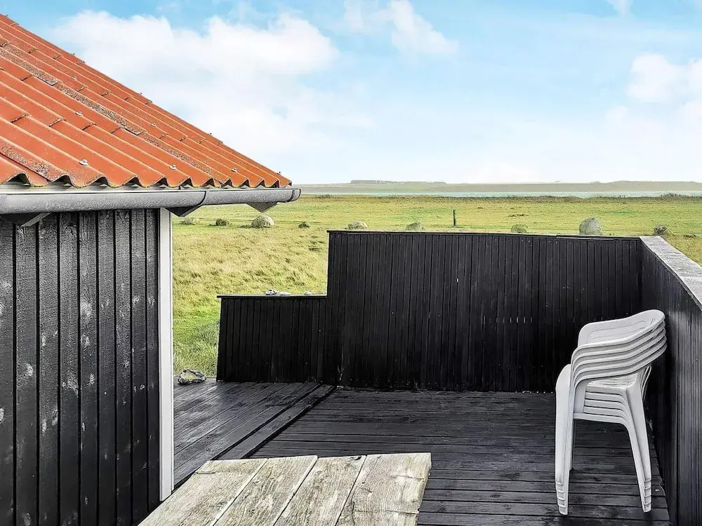6 person holiday home in Harboøre
