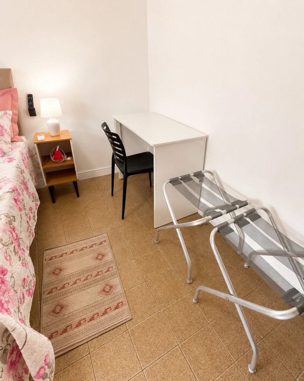 Casa Laranja com Split e Wi-Fi 700 MB