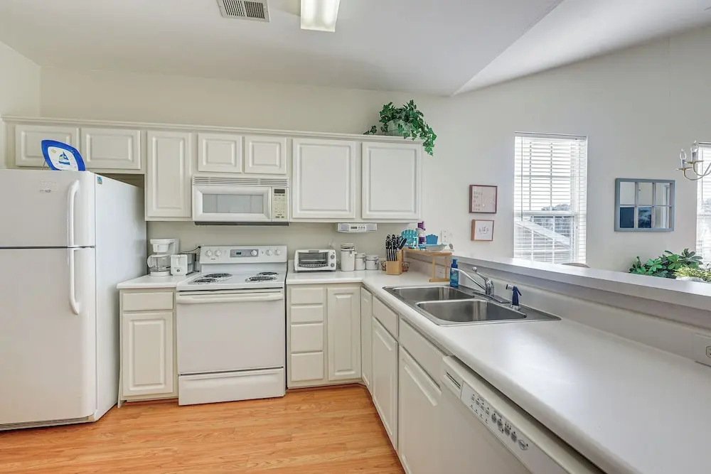 Sunset Beach Condo w/ Balcony, 5 Mi to the Ocean!
