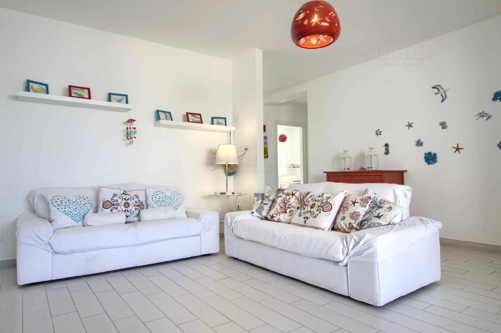 Starfish Apt by LoveSud
