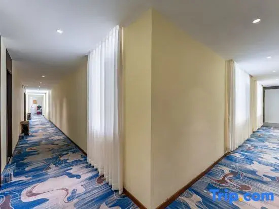 Huantai 88 Hotel (Zibobei Railway Station Shandong Institute of Industry and Technology)