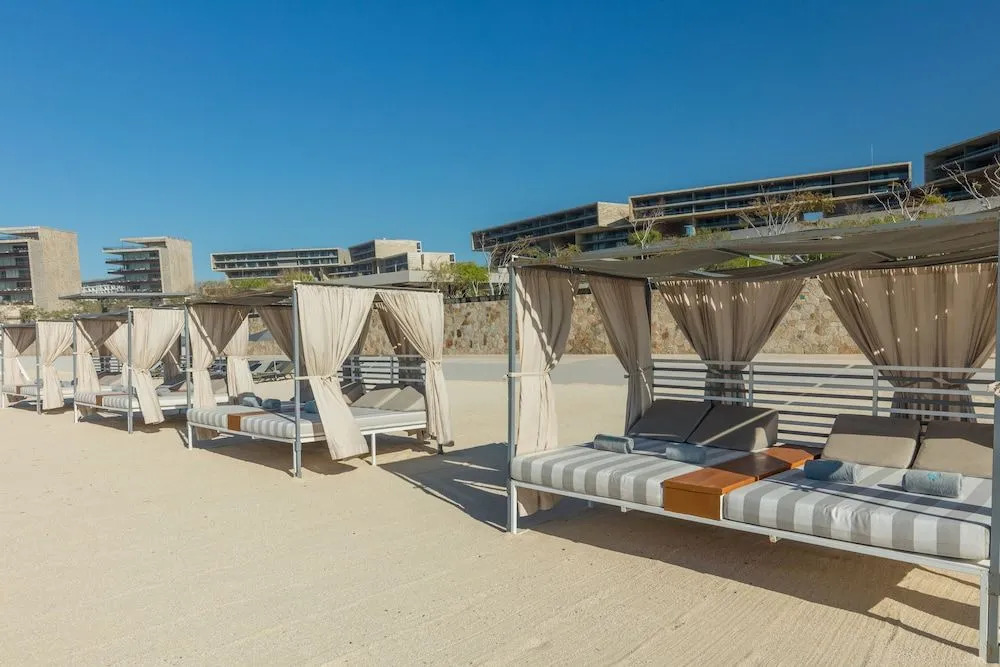 Solaz Signature Suites