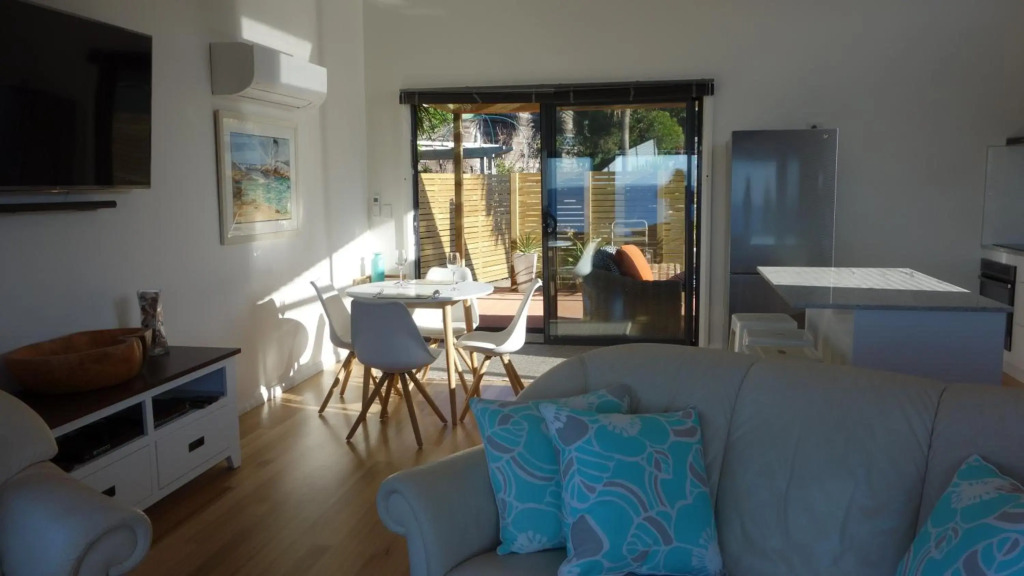 THE LOFT @ Bay of Fires Seascape