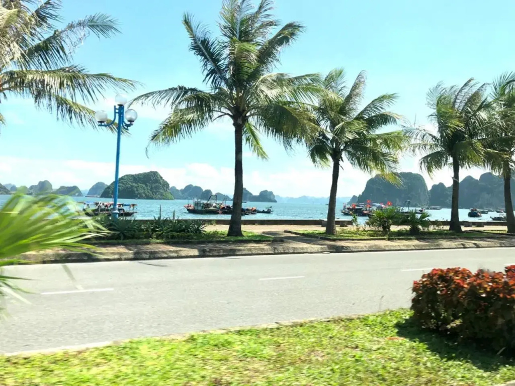 Asahi Luxstay - Halong Bayview 2Br Apartment