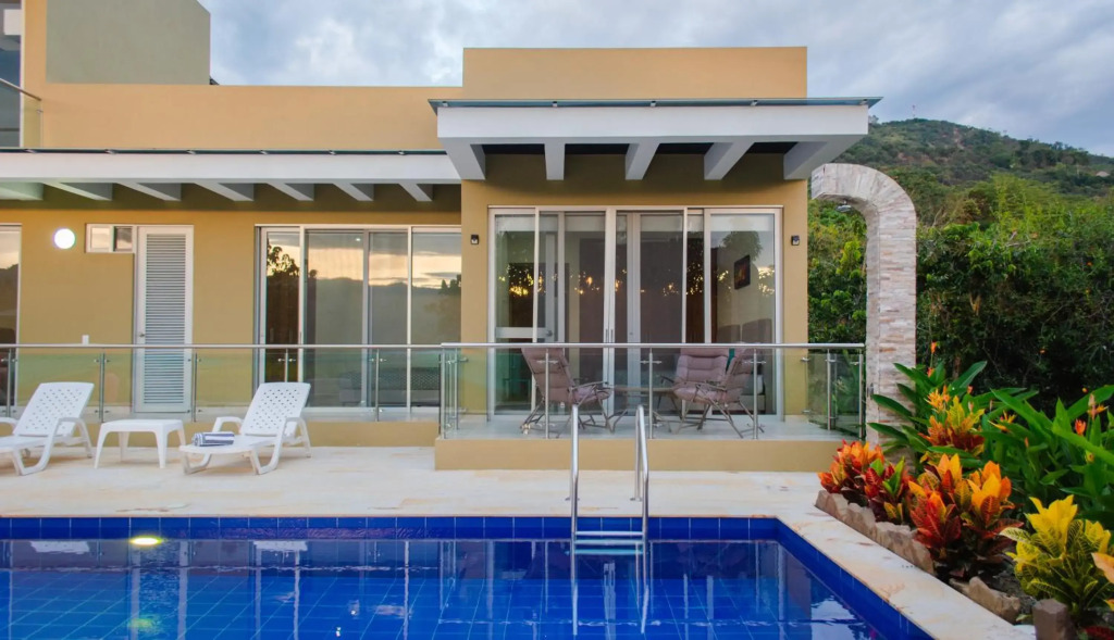 Casa Familiar Piscina Privada BBQ 2 Niveles