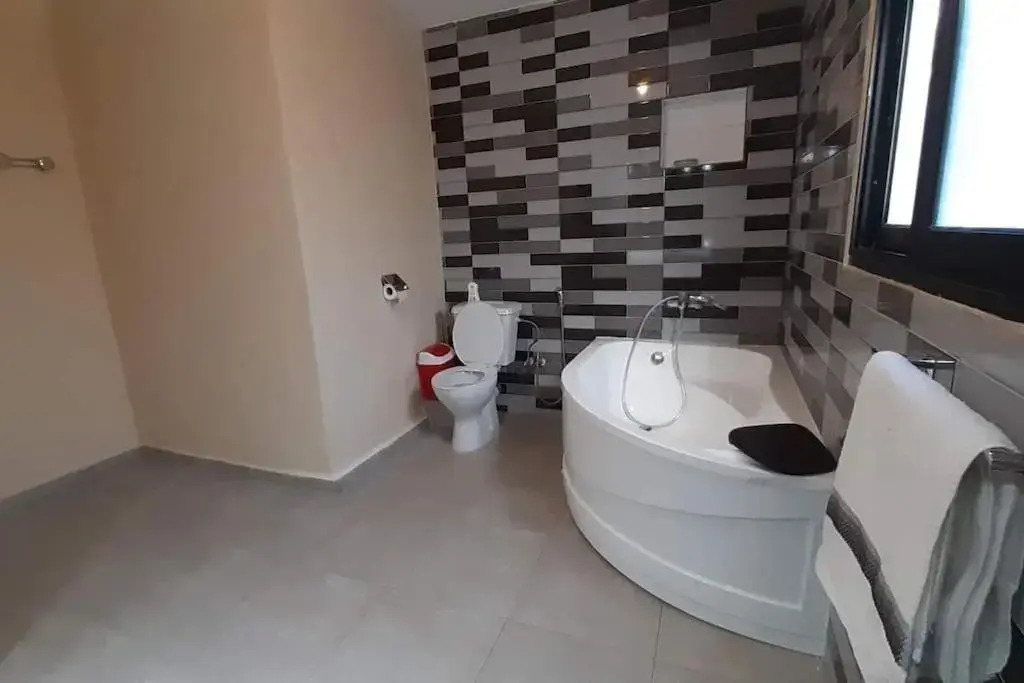 villa luxueuse et meublée plus de 280 m²