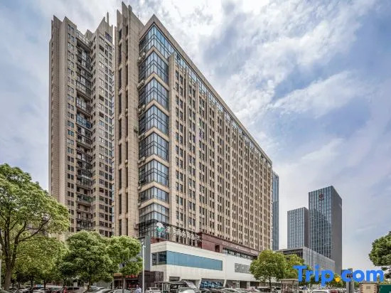 Zhangjiagang Qianxi Hotel (Zhangjiagang  Shopping Park)
