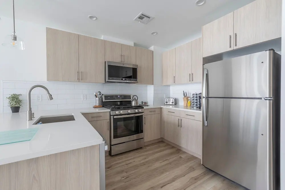 Sun-drenched 3BR Loft With Outdoor Space Near NYC