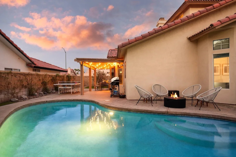 Petit Sahara by Avantstay Desert Escape w/ Pool, Outdoor Dining & Table Tennis!