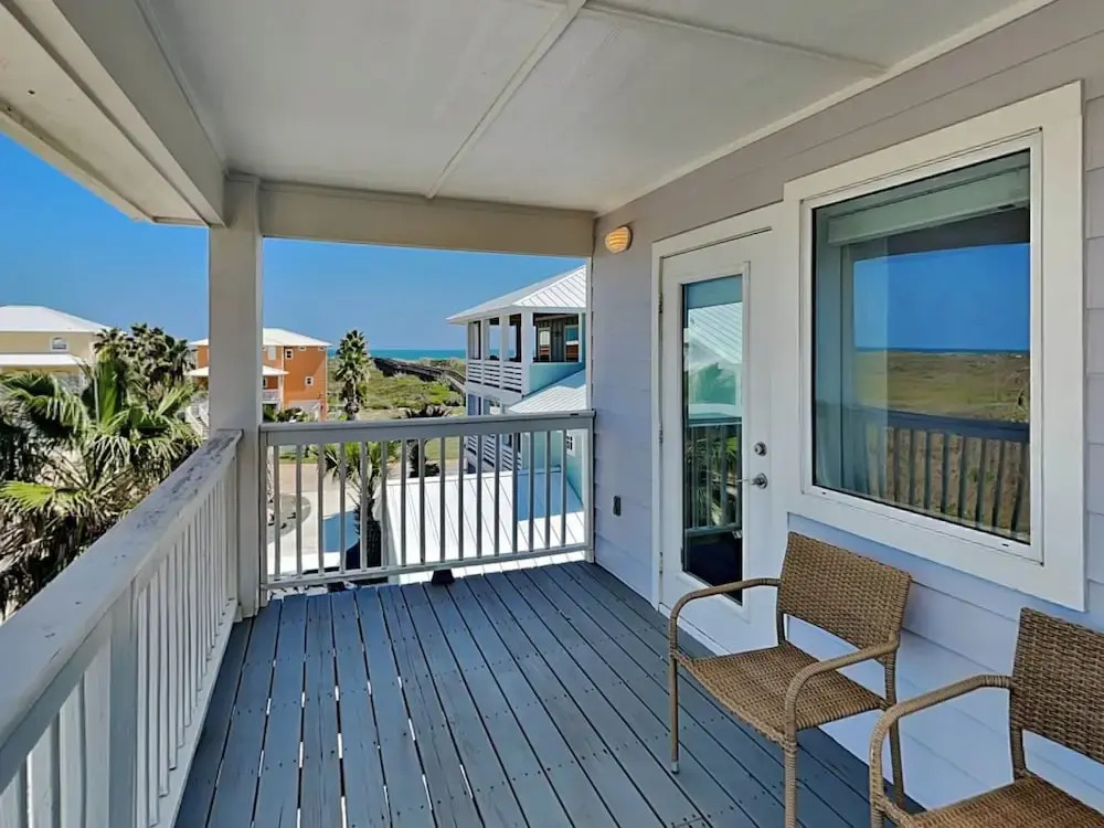 Mermaids Lair by Silver Sands Vacation Rentals