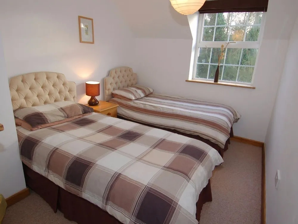 West Perry Hay, Bridport
