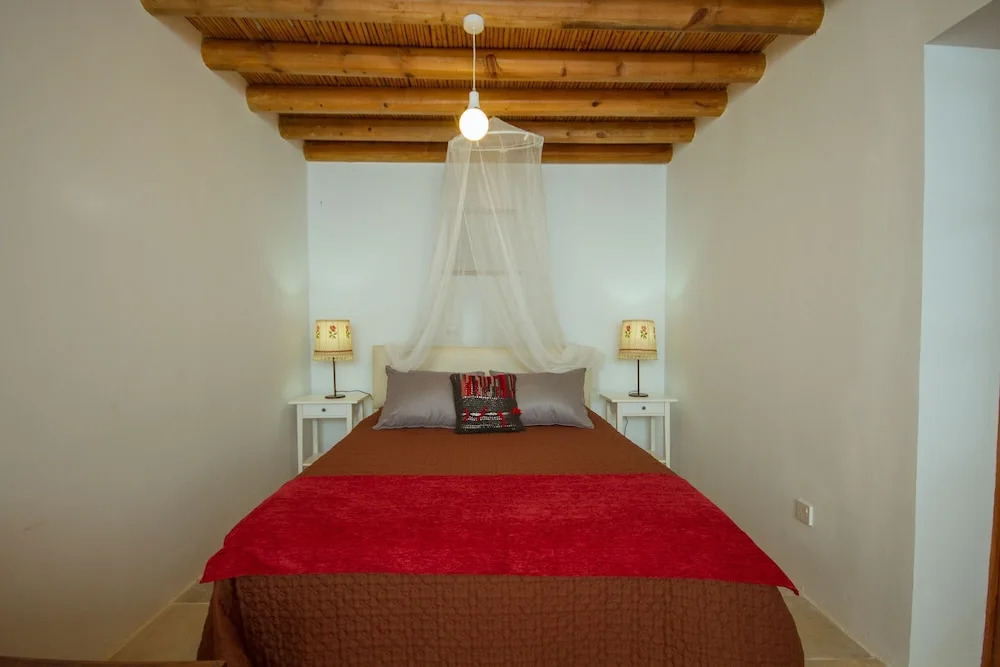 Thyone Studio Cottage