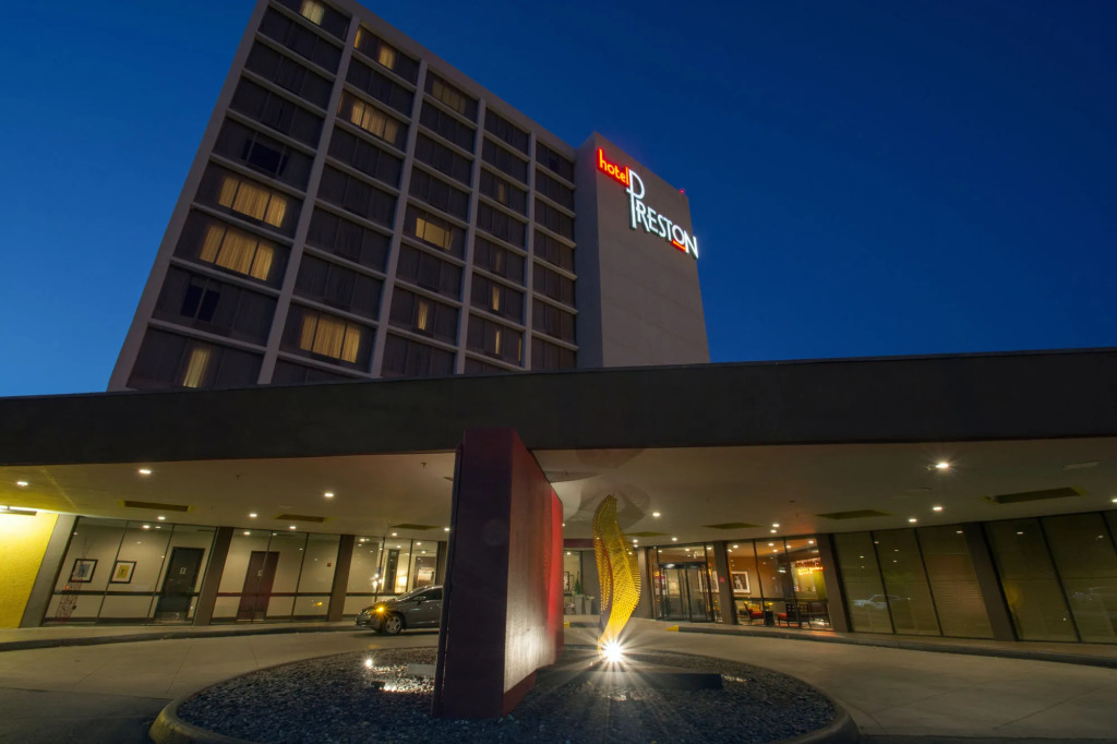 Delta Hotels by Marriott Nashville Airport