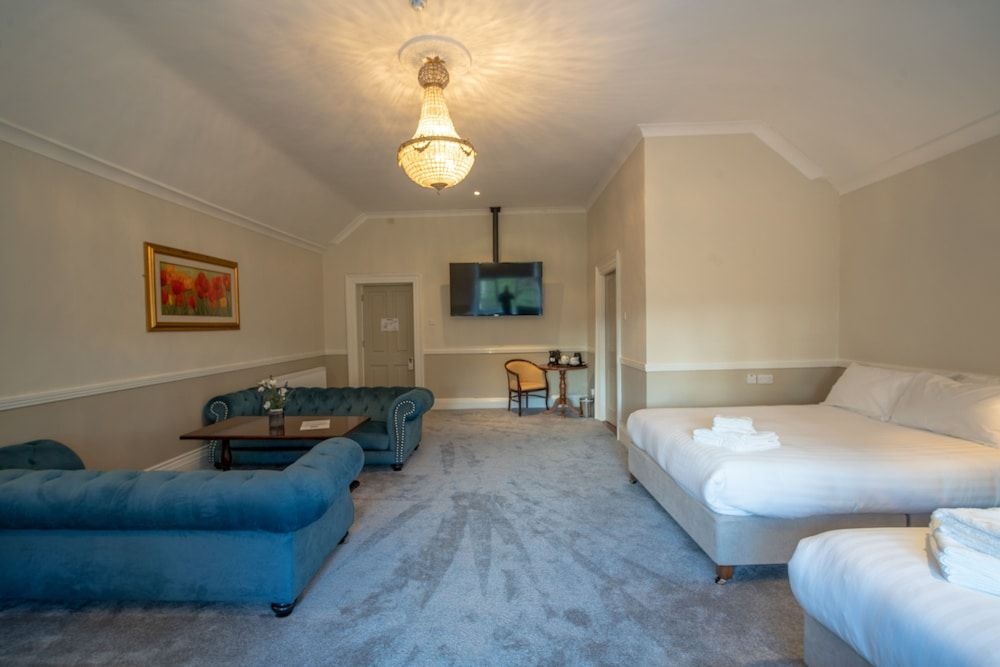 Greenway Manor Hotel