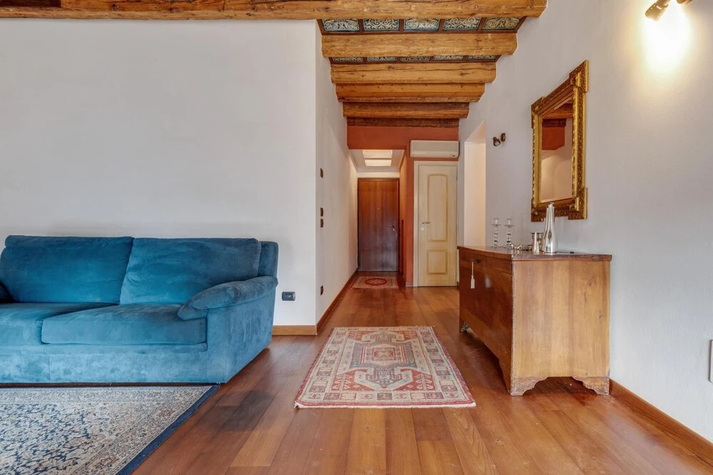 Classy 1 Bedroom in the Heart of Verona