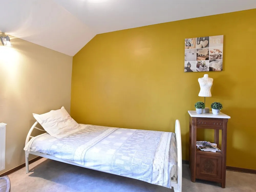Graceful Holiday Home in Beveren aan de Ijzer With Terrace