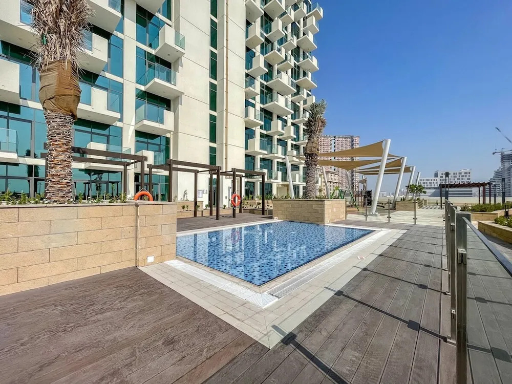 Wonderful Studio Apartment With Balcony at Farhad Azizi