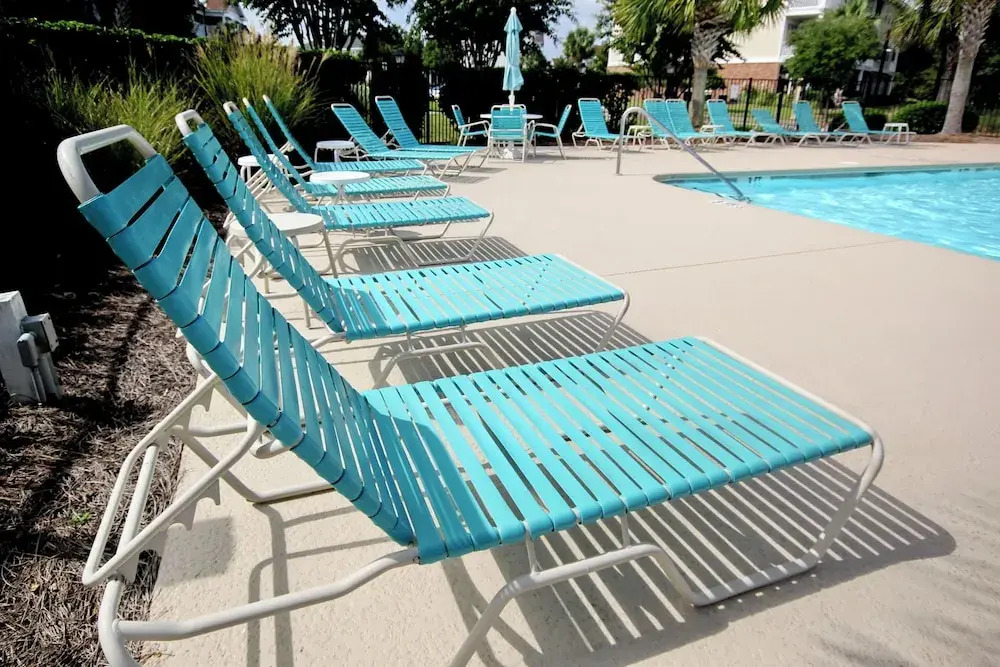 Pool & Tennis! Updated Barefoot Resort Condo