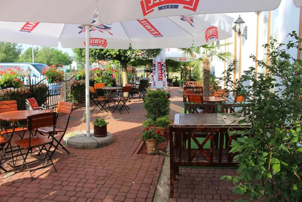PIANO CAFE b&b