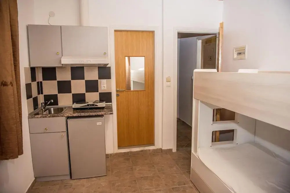 District Suites