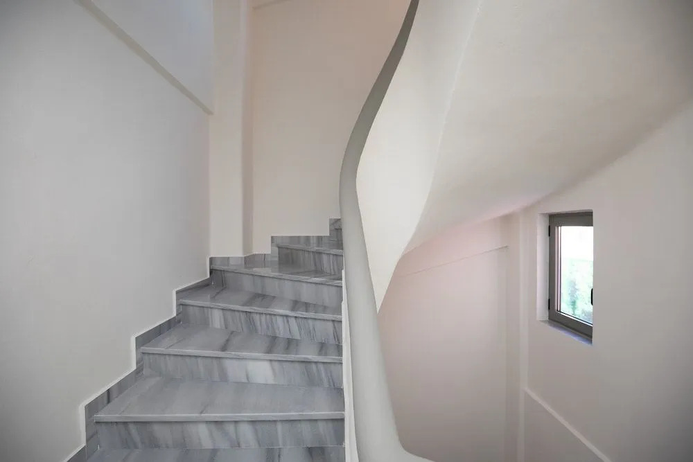 Central Stay Athens Psyri