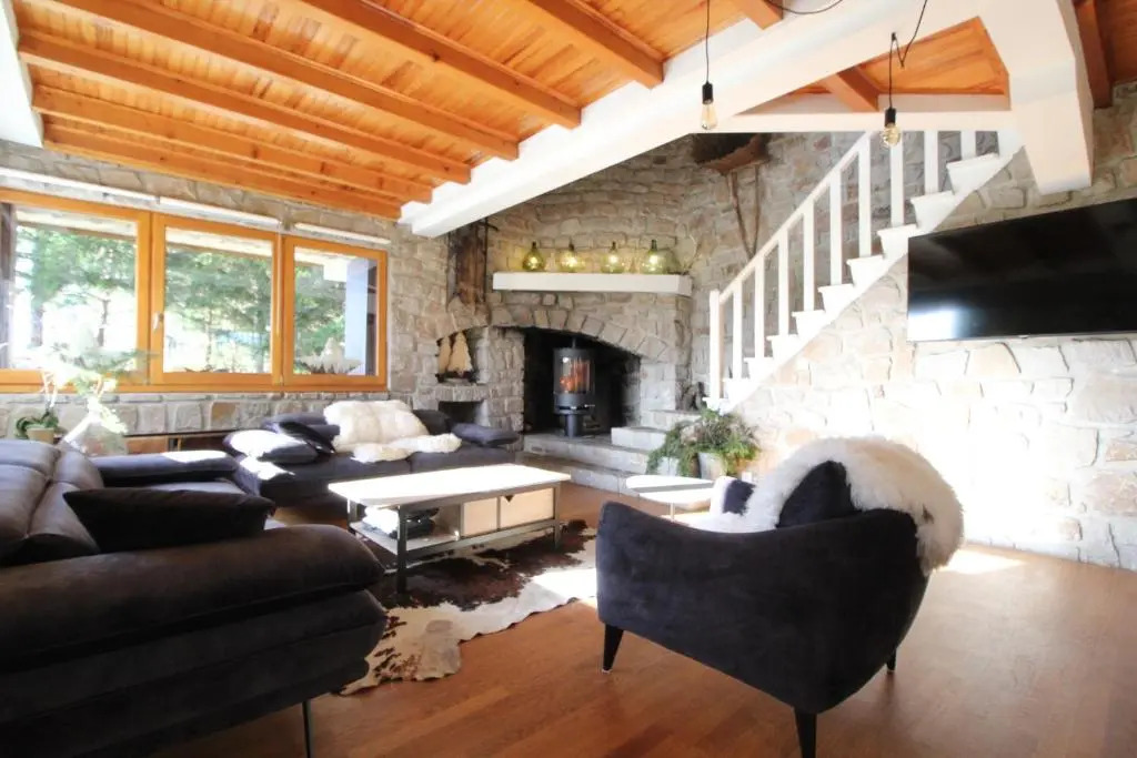 Le Chalet 07