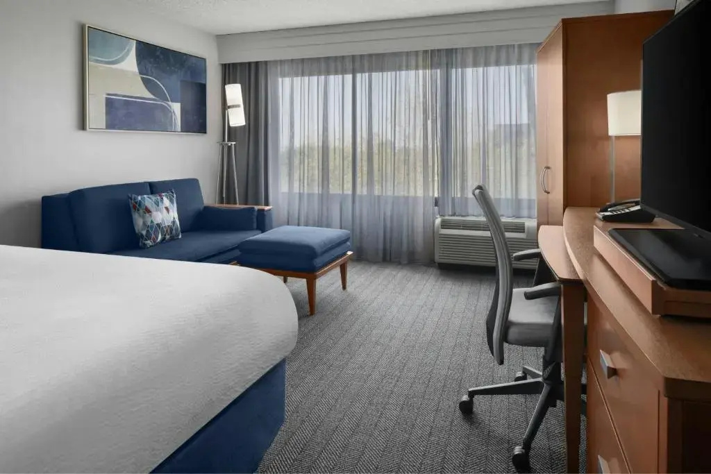 Courtyard by Marriott Cypress Anaheim / Orange County