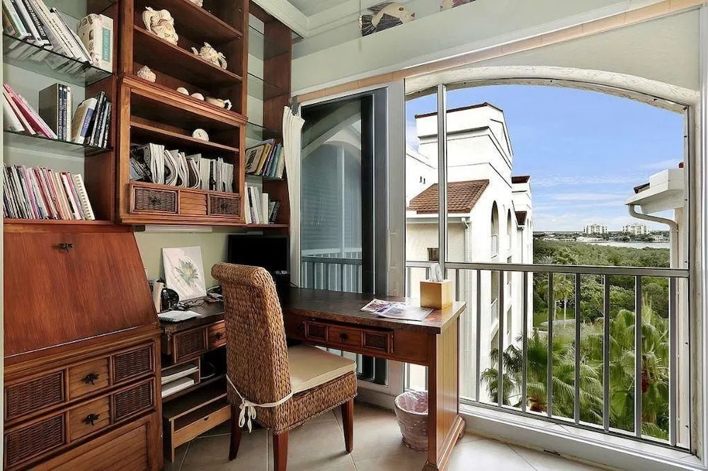 Royal Marco Way Condo