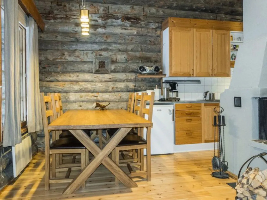 House  Salla