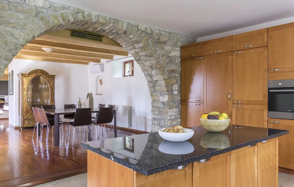 Villa Kluni by Rent Istria