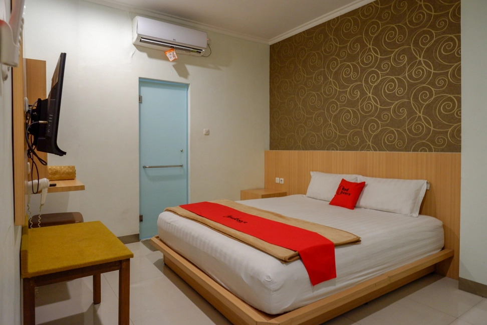RedDoorz Plus near Malioboro Area
