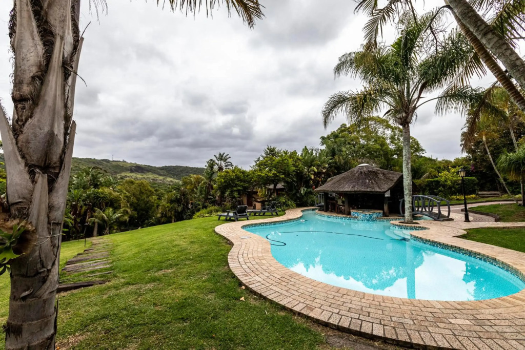 Fish Eagle Manor