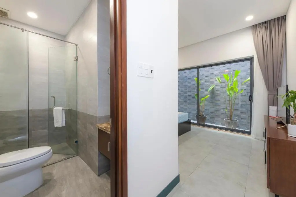 Lim's house - The Market Hideout House