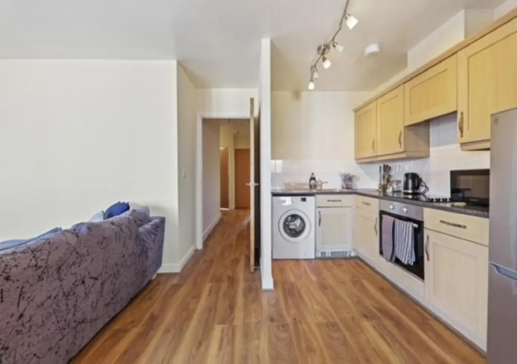 Golden Stays - Sleeps 4 Canterbury Comfy - Entire Apartment